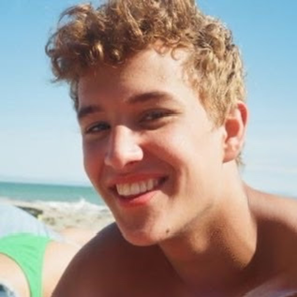 Meet your Posher, Dylan